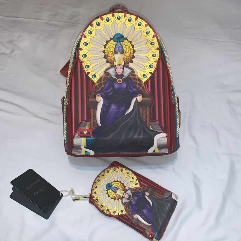 Loungefly Snow White and Evil Queen mini backpack and wallet NWT